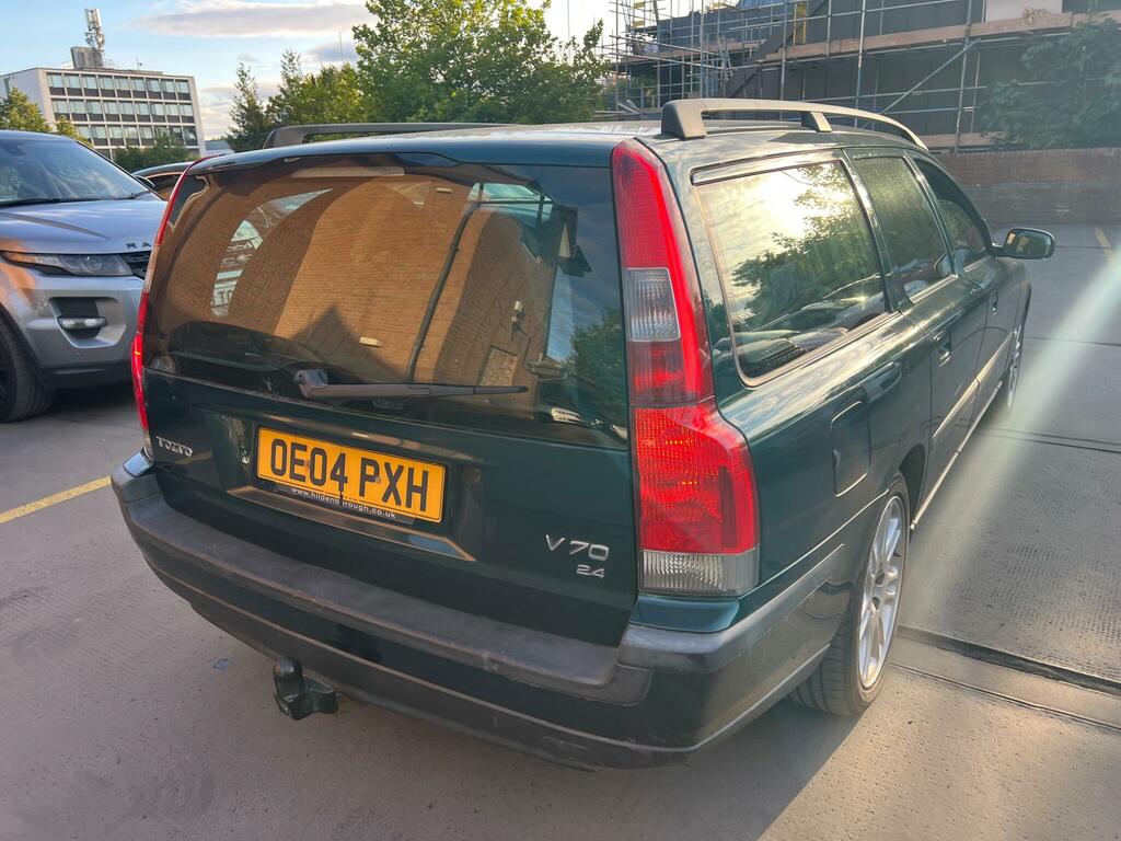 Volvo V70 2.4I 170 Bhp Se Estate Silver #8