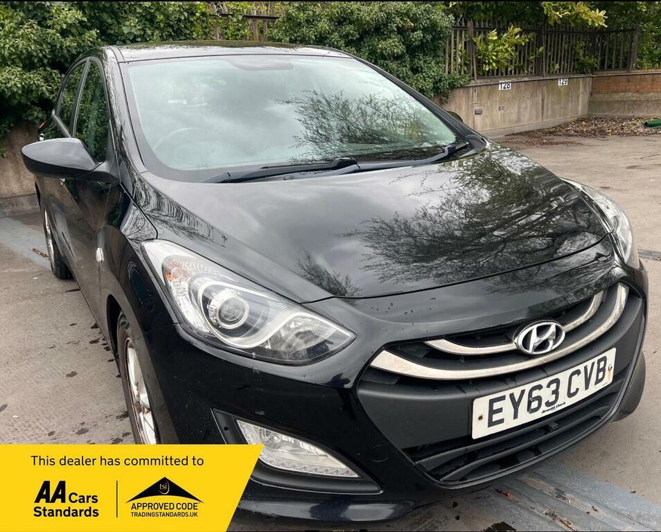 Hyundai I30 1.6 Crdi Blue Drive Active Euro 5 Ss Black