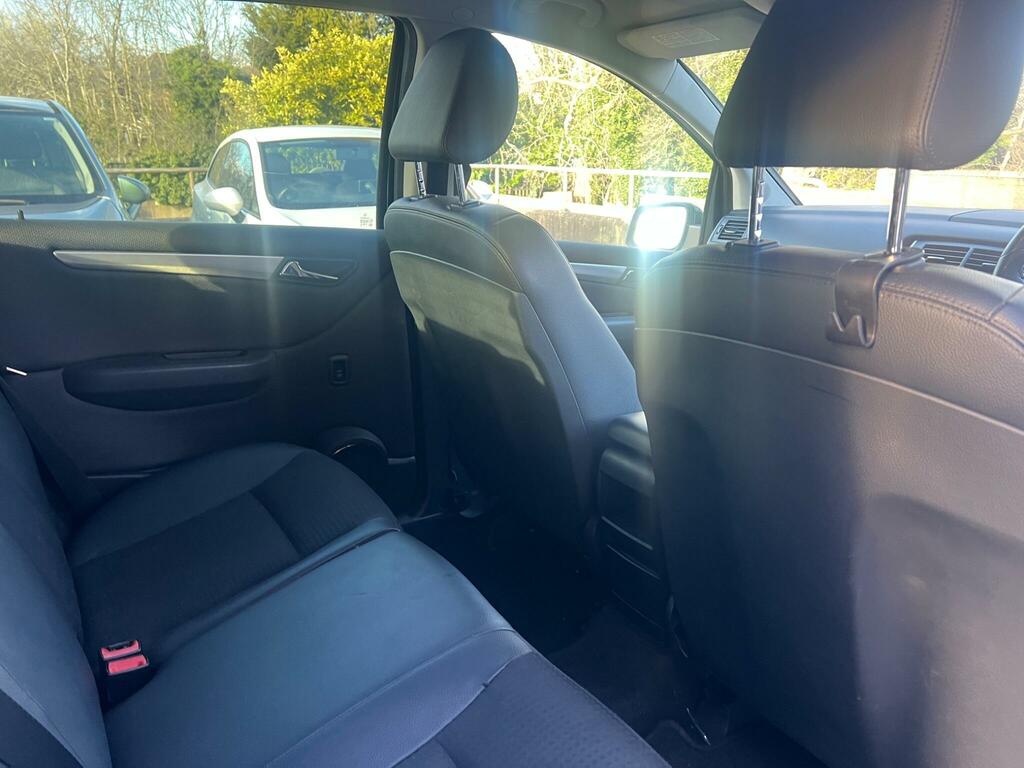 Mercedes-Benz B Class Cdi Sport Black #16