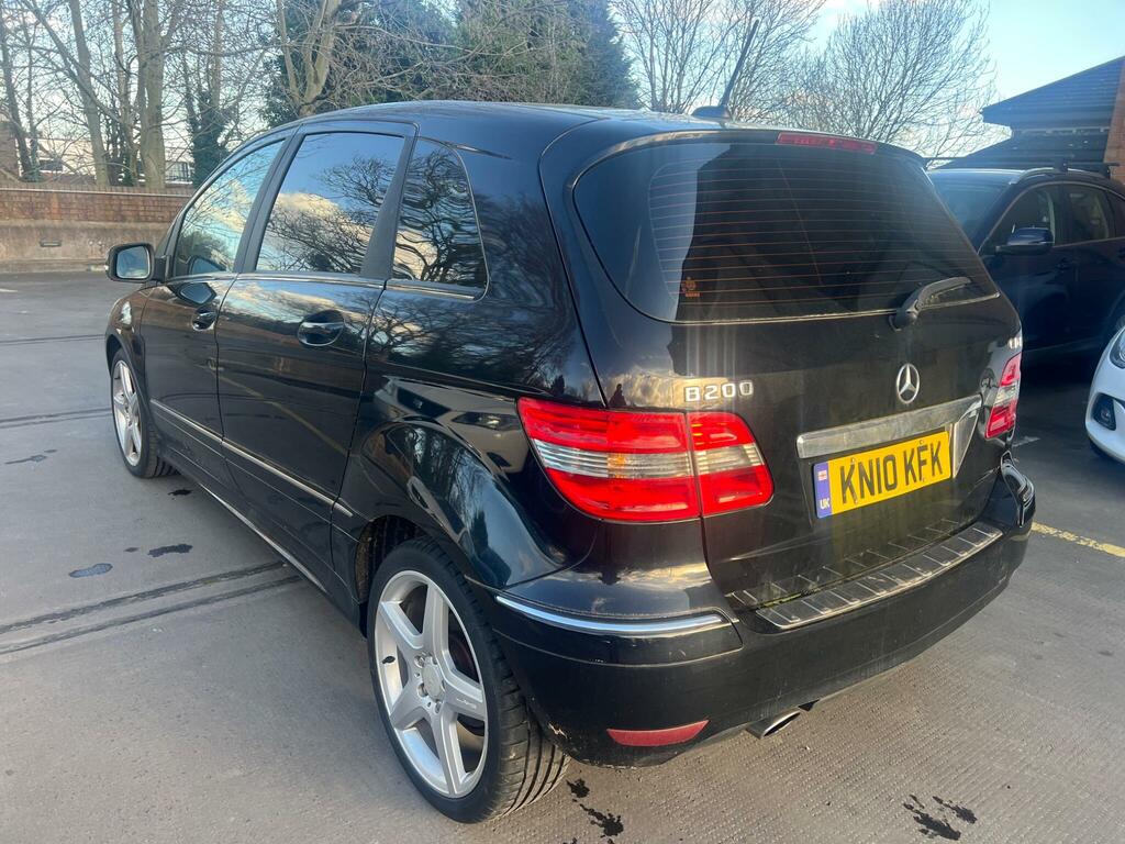 Mercedes-Benz B Class 2.0 B200 Cdi Sport Black #4
