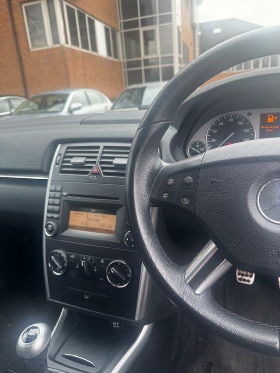 Mercedes-Benz B Class Cdi Sport Black #25