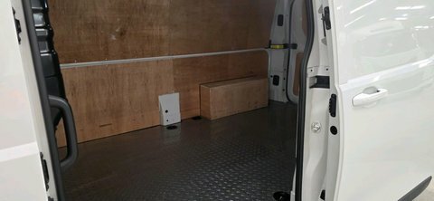Maxus Deliver 7 7 Base L2h1 White #12