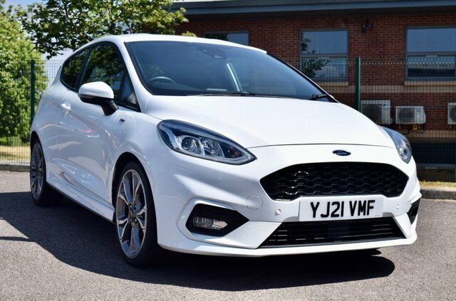 Ford Fiesta Ecoboost Mhev St-line X YJ21VMF White #3