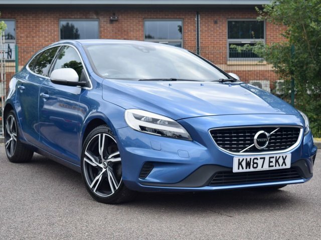 Volvo V40 D2 R-design Pro Hatchback Blue