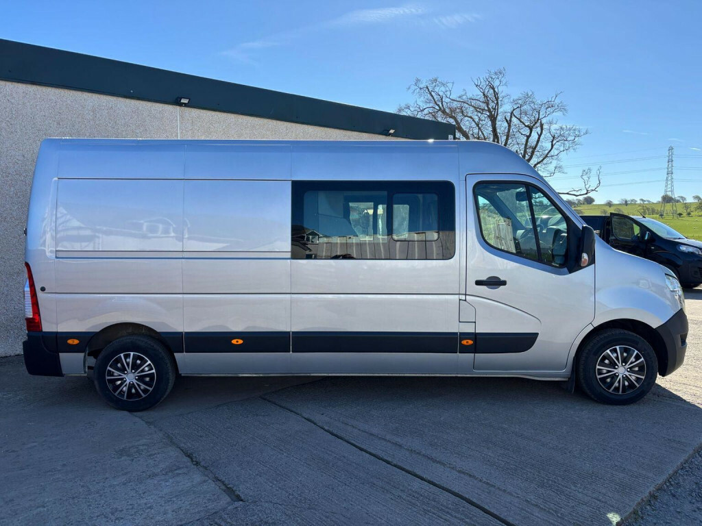 Nissan InterStar 2.3 Dci 145Ps Tekna Chassis Cab Blue #7