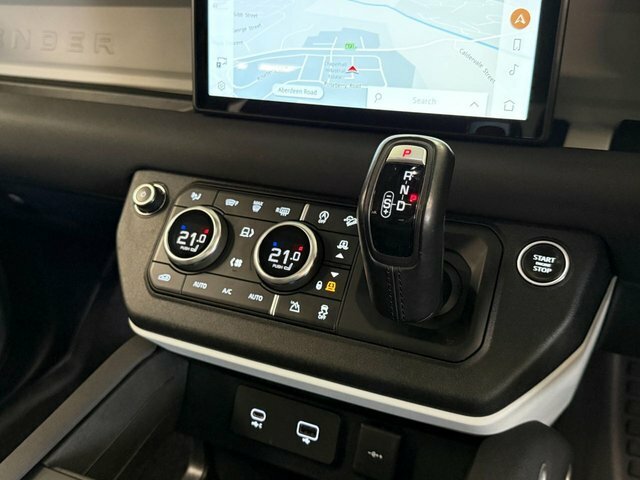 Land Rover Defender 110 2.0 P400e 15.4Kwh X-dynamic Hse 4Wd Euro 6 S Black #24