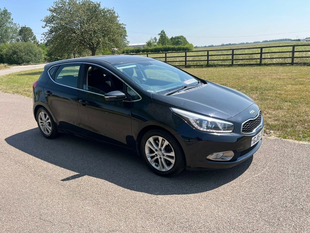 Kia Ceed 1.6 Crdi 2 Ecodynamics Hatchback Black #2