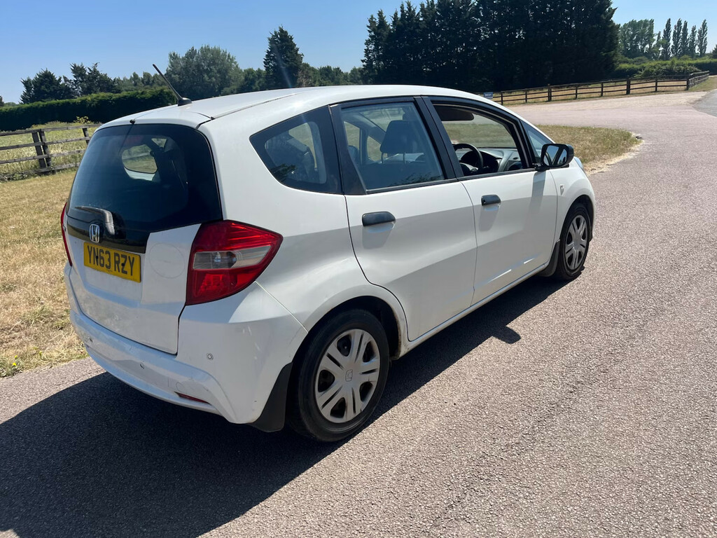 Honda Jazz 1.2 I-vtec S Ac Hatchback White #4