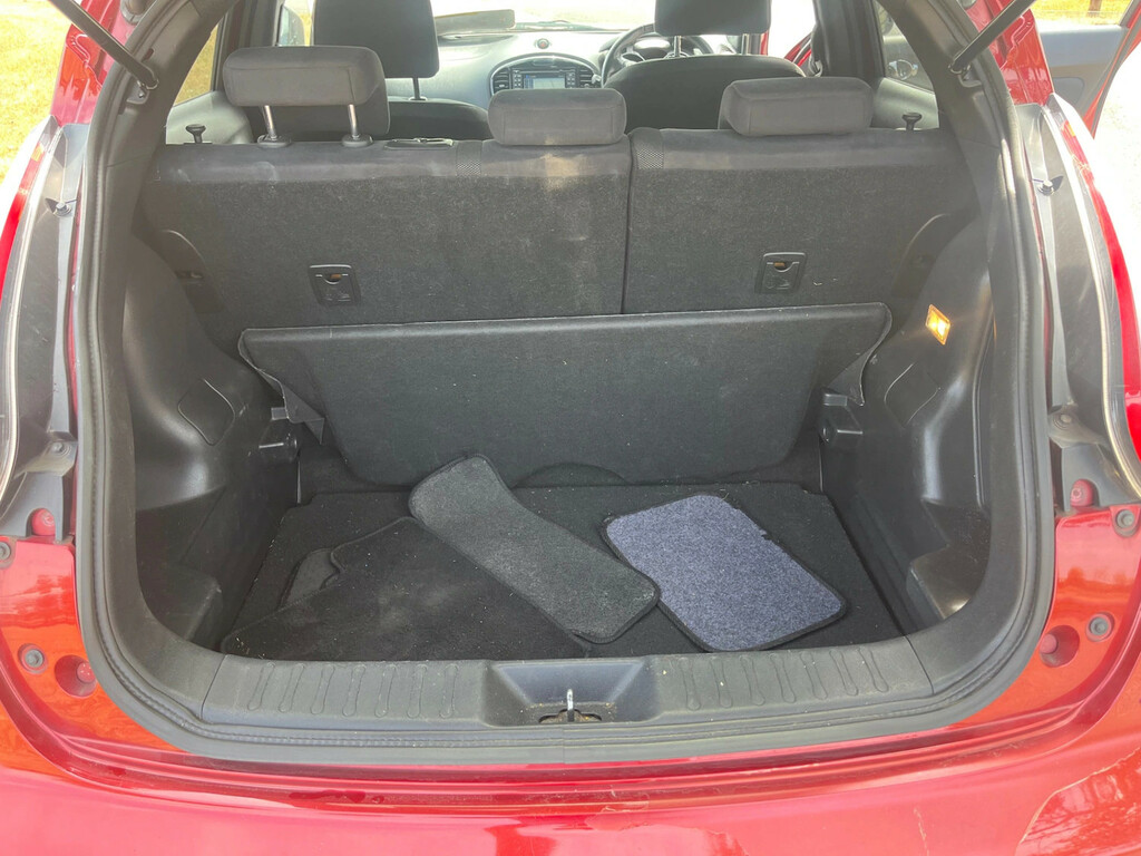 Nissan Juke Juke 1.6 N-tec Hatchback Black #16