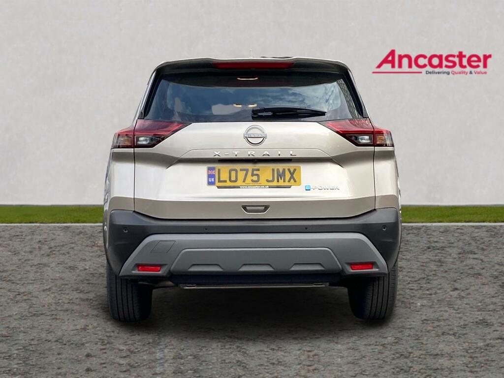 Nissan X-Trail 1.5 E-power 204 Acenta Premium Xtronic Silver #4