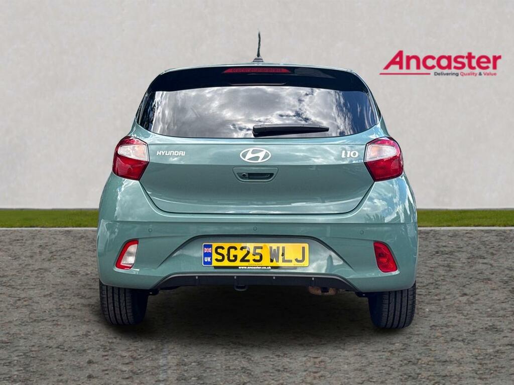 Hyundai I10 1.0 63 Premium Nav SG25WLJ Green #4