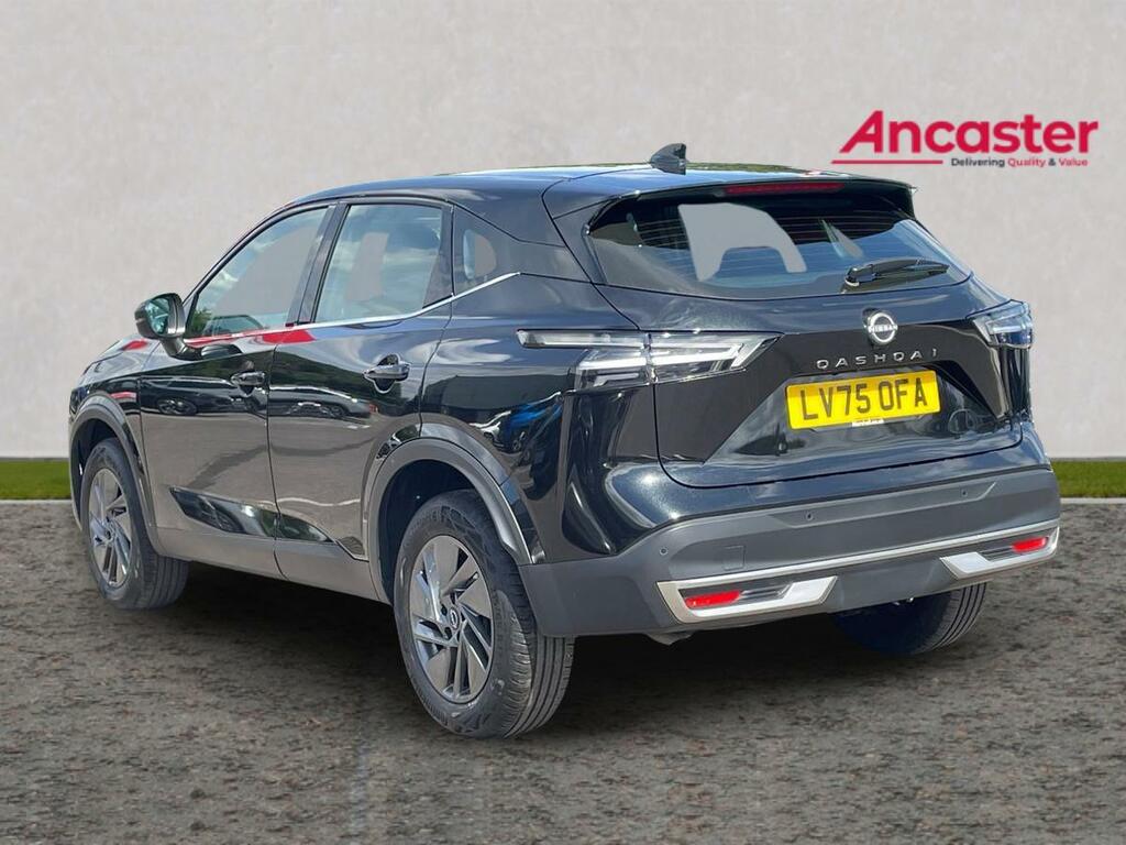 Nissan Qashqai 1.3 Dig-t Mh 158 Acenta Premium Xtronic Black #5