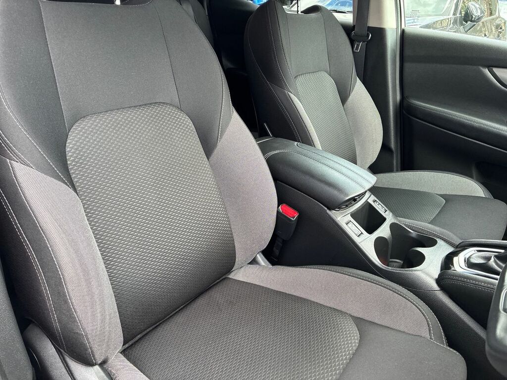 Nissan Qashqai 1.2L Tekna Black #27