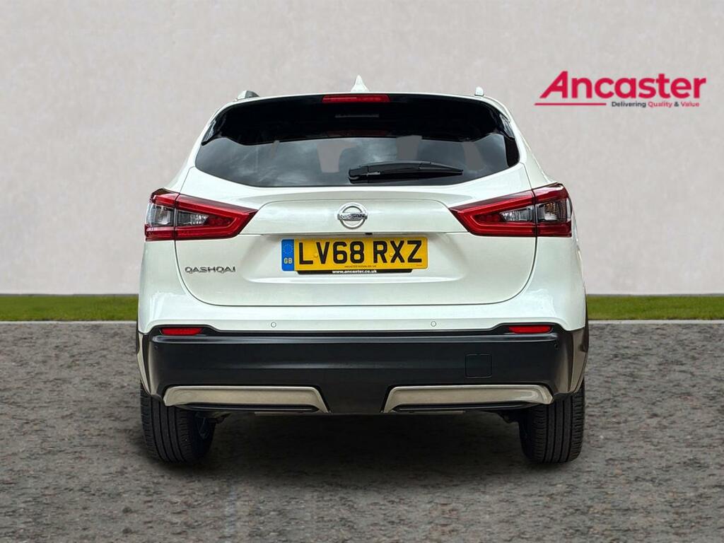 Nissan Qashqai 1.2L Tekna Black #4