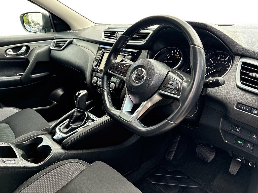 Nissan Qashqai 1.2L Tekna Black #10