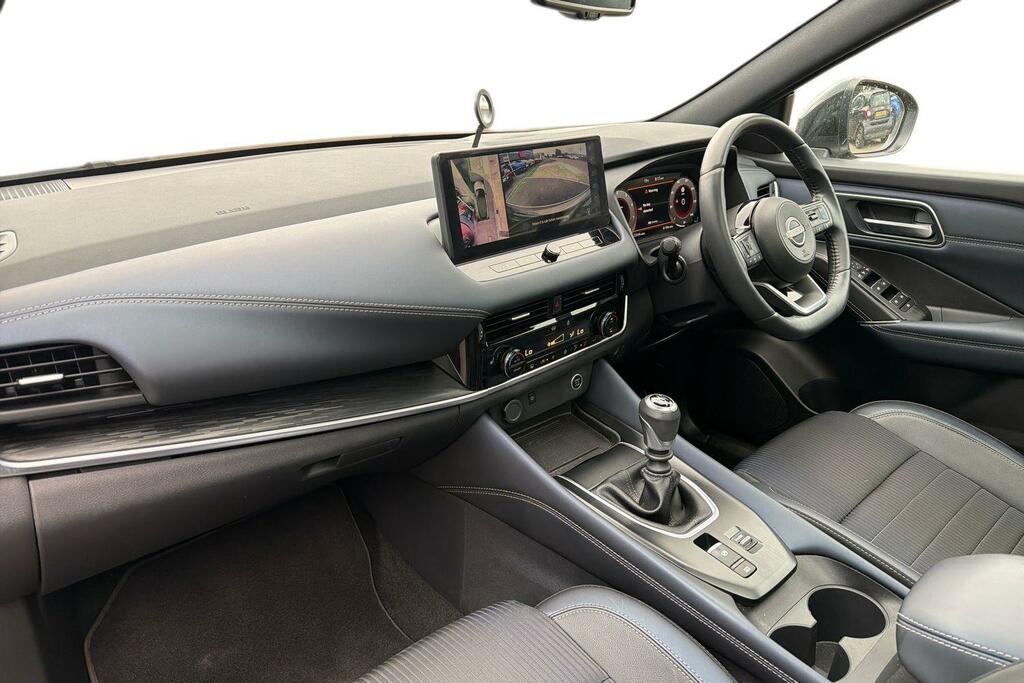 Nissan Qashqai 1.3 Dig-t Mh Tekna LF73MYW Black #2