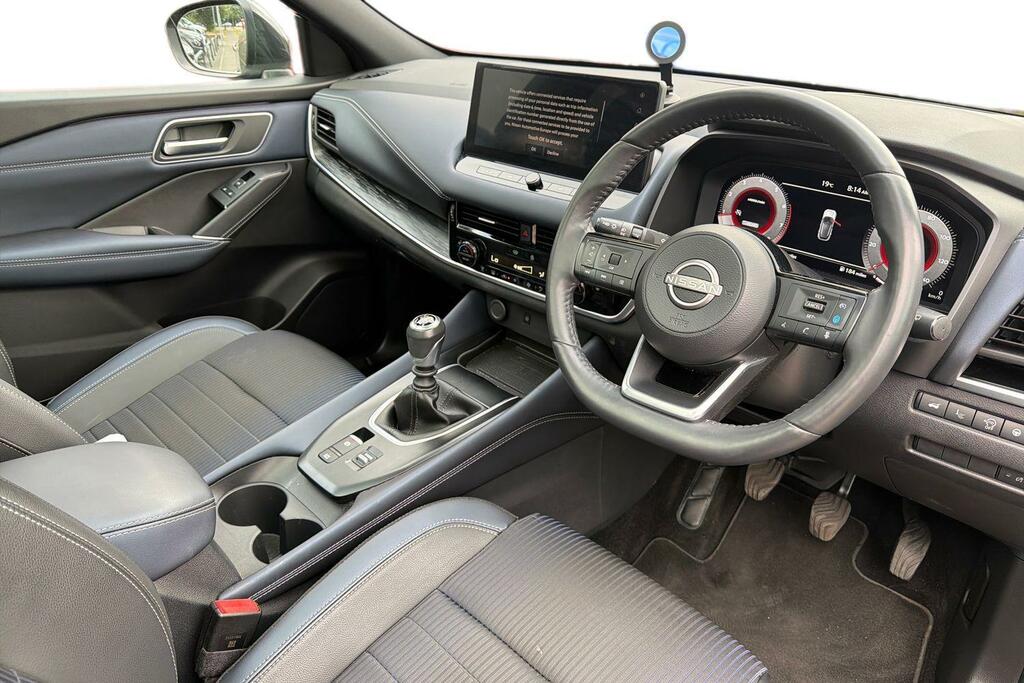 Nissan Qashqai 1.3 Dig-t Mh Tekna LF73MYW Black #6