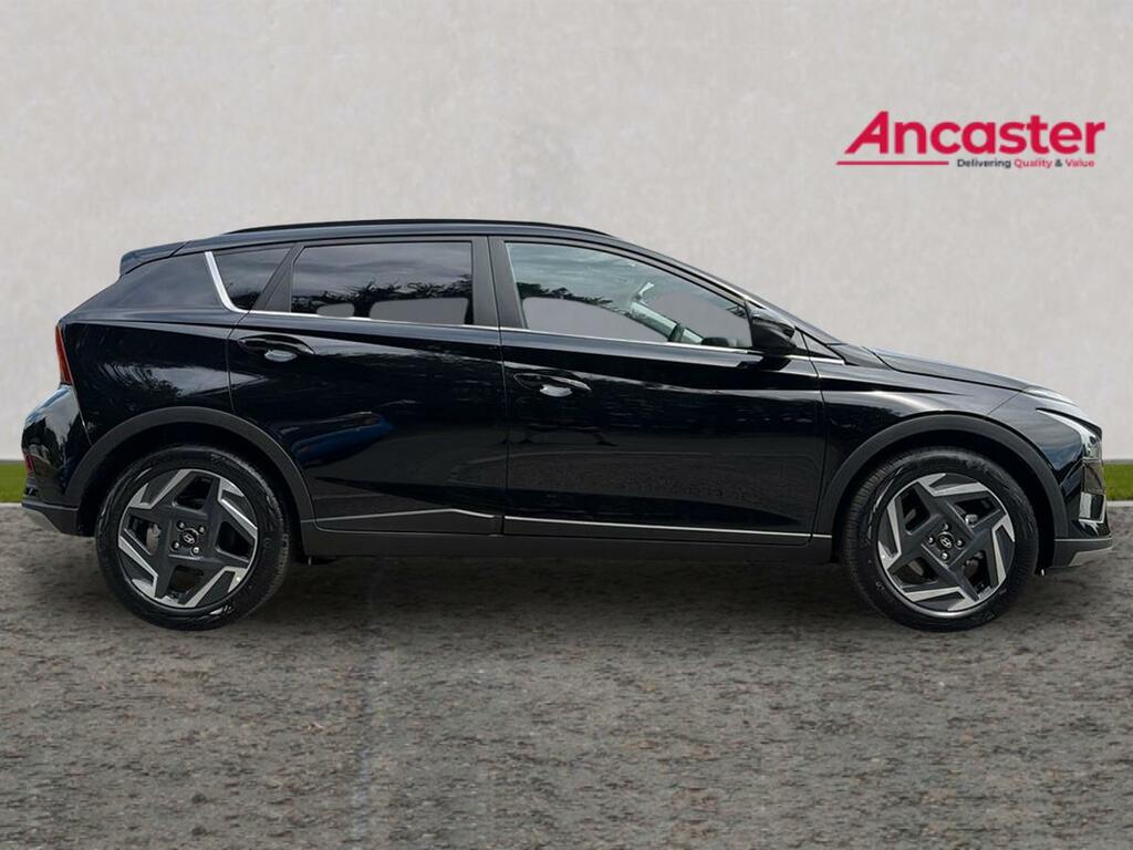 Hyundai Bayon 1.0 Tgdi 90 Tech Line Dct LV26WXB Black #2