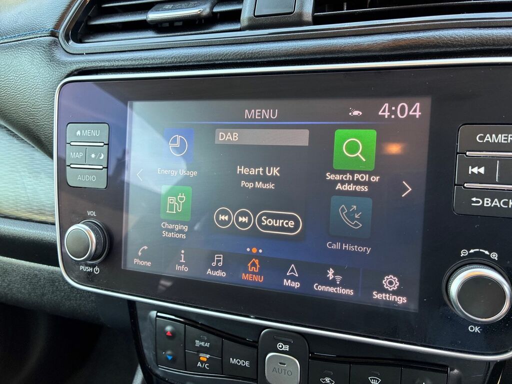 Nissan Leaf N-connecta 148 Bhp Free Road Tax, Low Insuranc Black #16