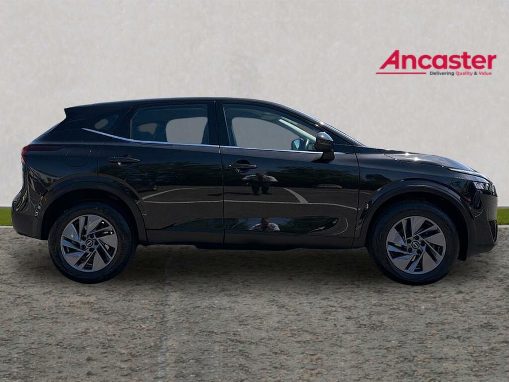 Nissan Qashqai 1.3 Dig-t Mh Acenta Premium Black #2
