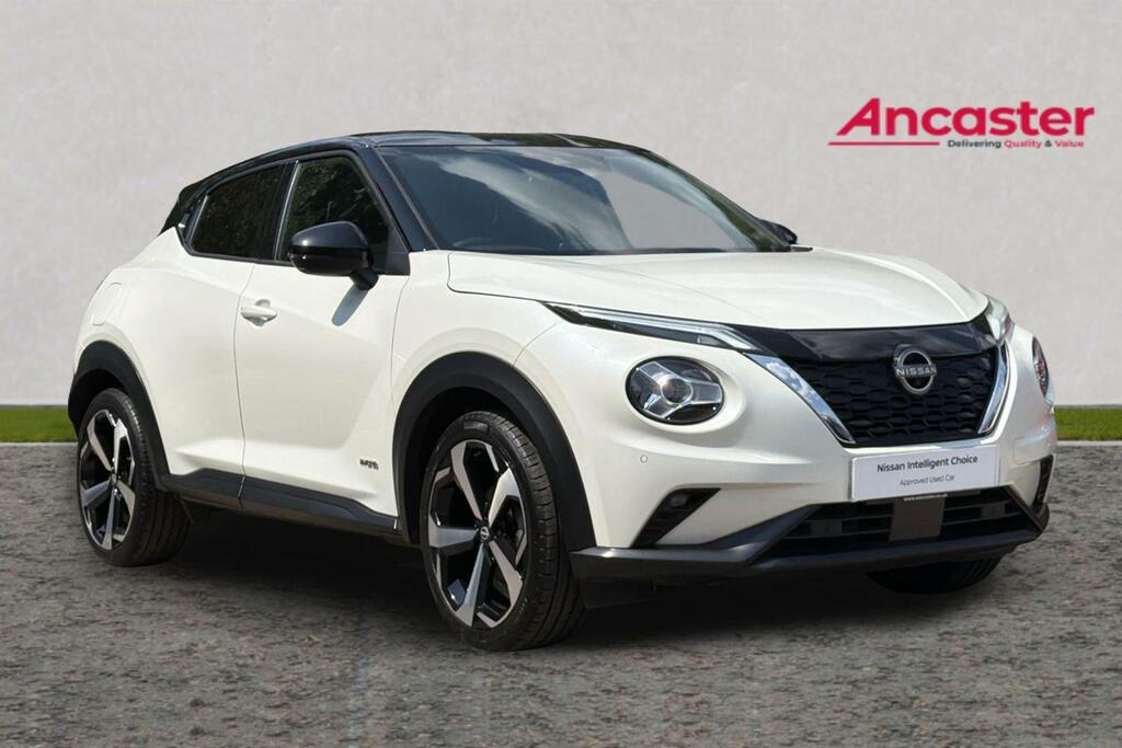 Nissan Juke 1.6 Hybrid Tekna Blue