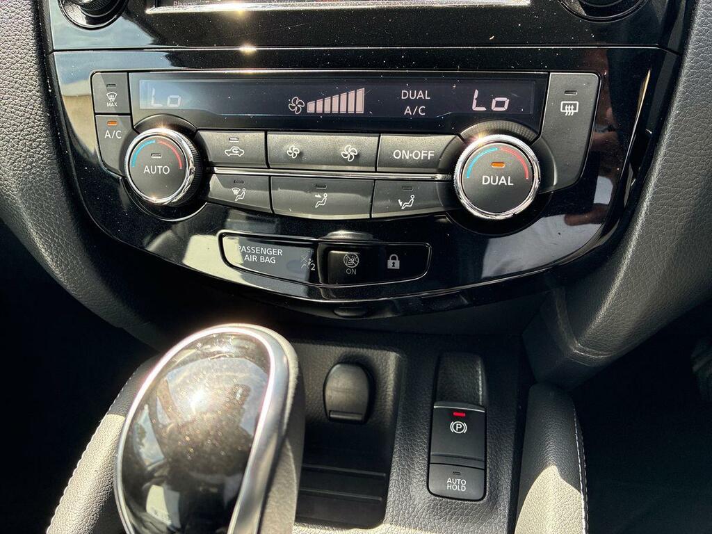 Nissan Qashqai 1.3 Dig-t Mh 158 N-connecta Xtronic White #15