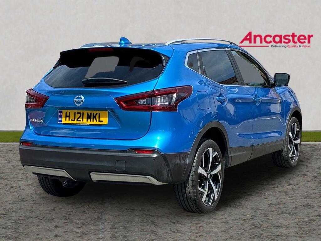 Nissan Qashqai 1.3 Dig-t Mh 158 N-connecta Xtronic White #3
