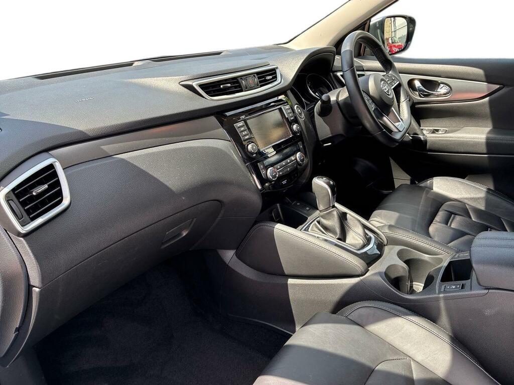 Nissan Qashqai 1.3 Dig-t Mh 158 N-connecta Xtronic White #13