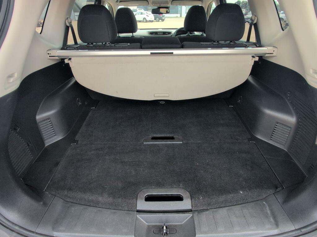 Nissan X-Trail 1.7 Dci 150 4Wd N-connecta X-tronic With 5 Se Silver #24