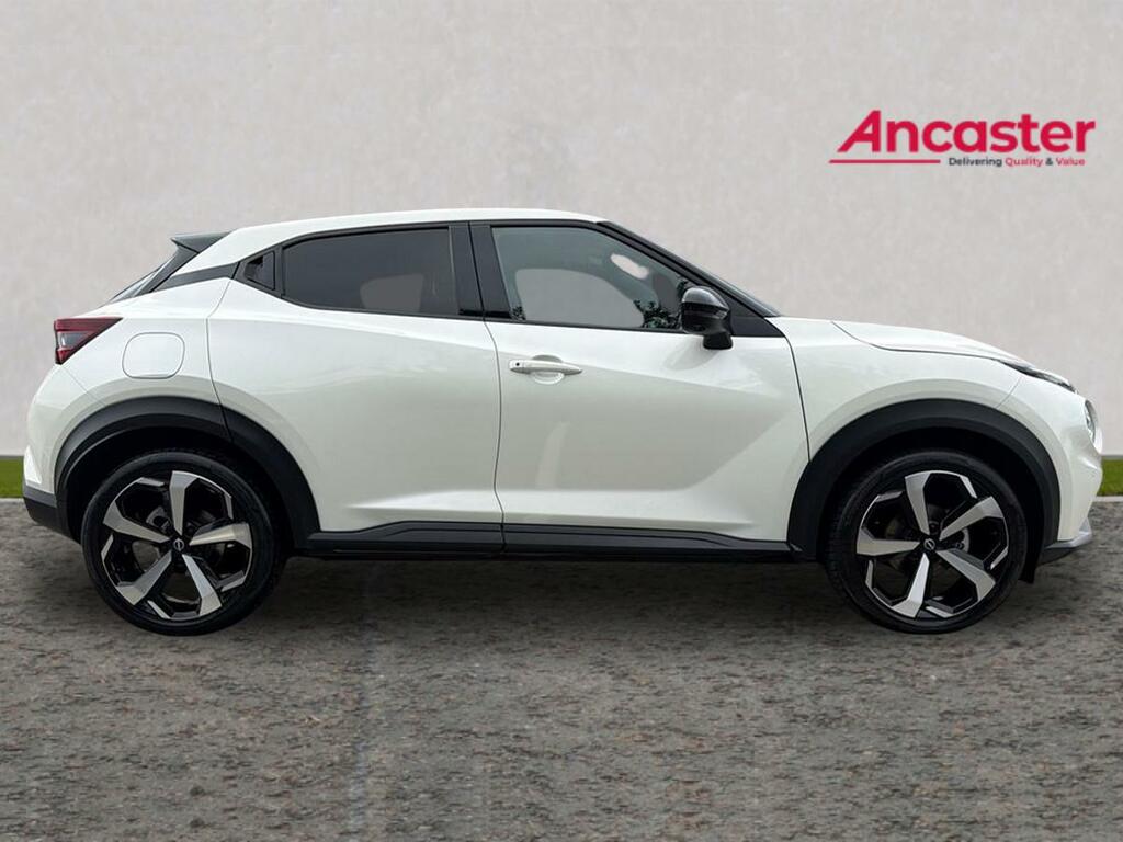 Nissan Juke 1.0 Dig-t 114 Tekna LM23DWD White #2