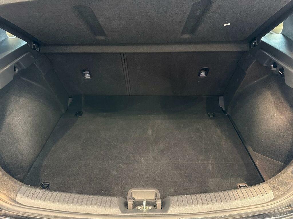 Hyundai I30 Hatchback 2.0 Blue #24