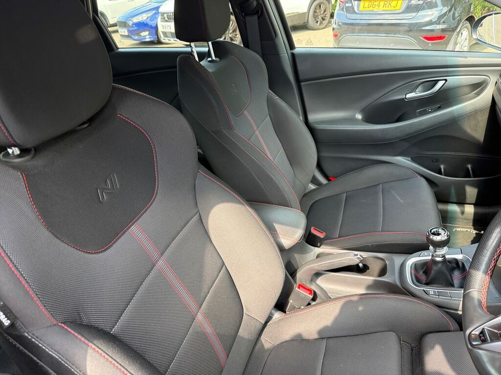 Hyundai I30 Hatchback 2.0 Blue #31