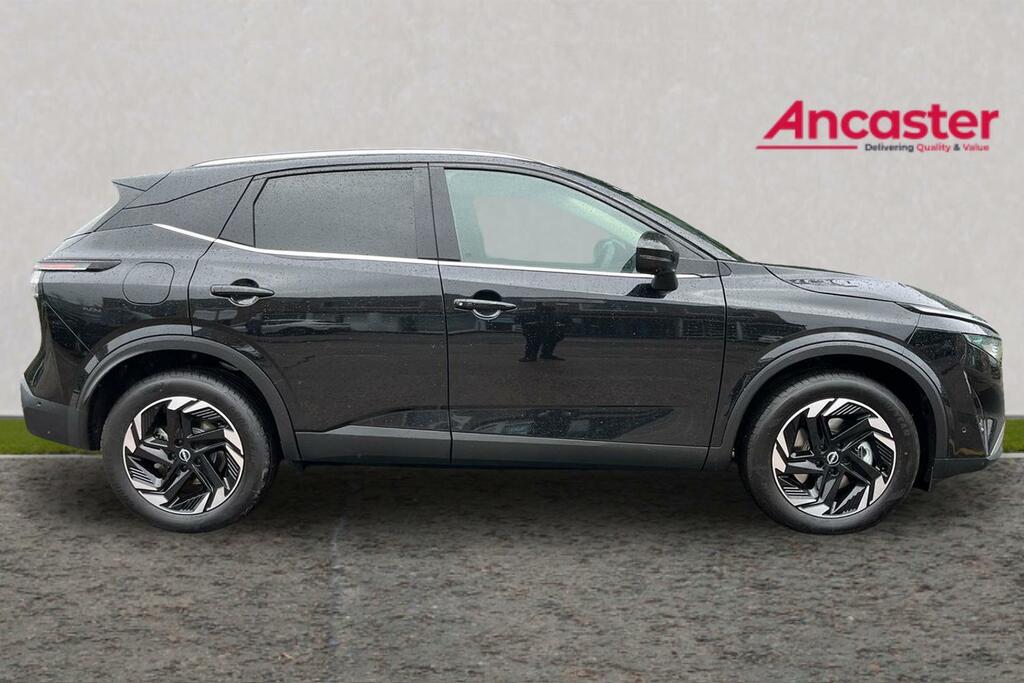 Nissan Qashqai 1.5 E-power 205 N-connecta Glass Roof LV26XES Black #4