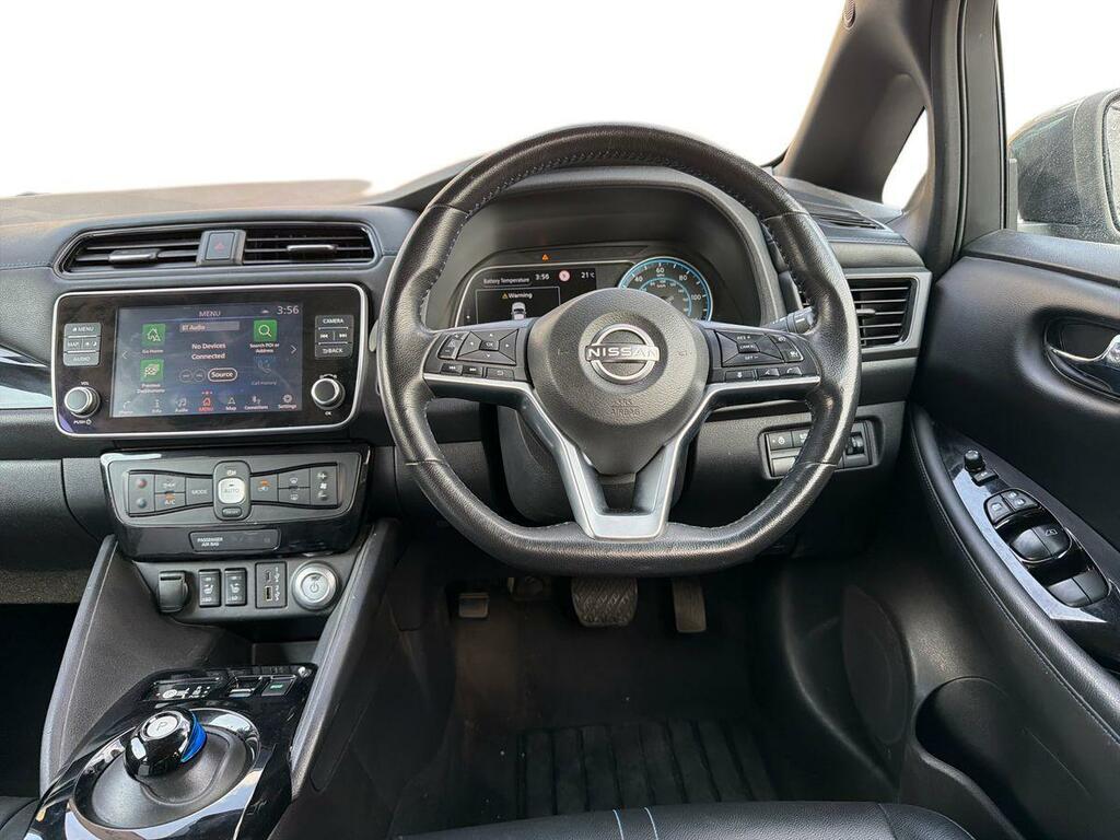 Nissan Leaf 39Kwh Acenta Red #11