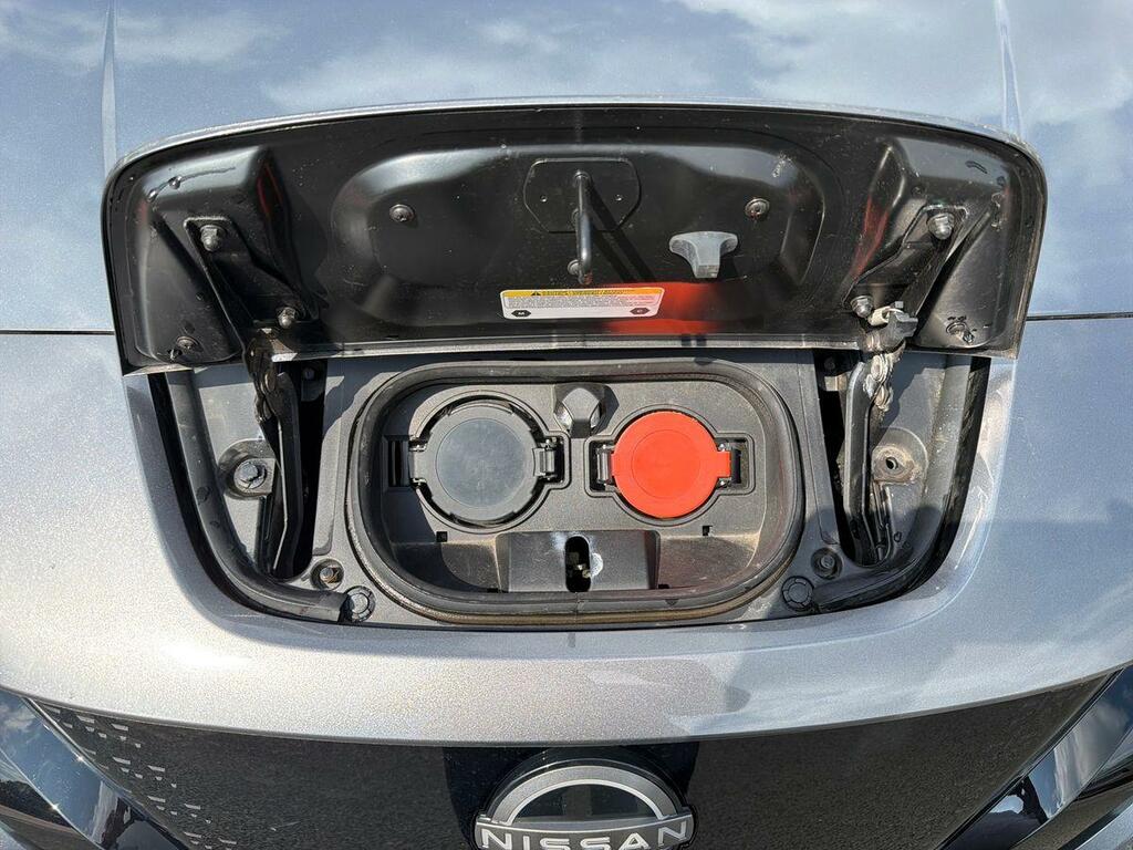 Nissan Leaf 39Kwh Acenta Red #26