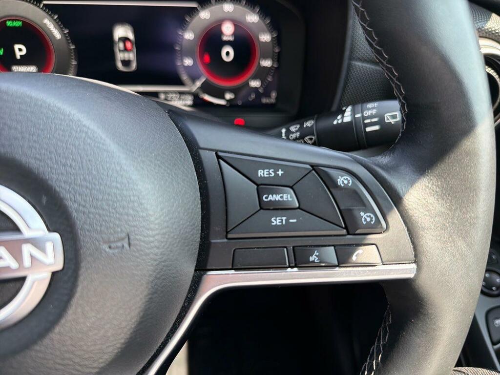 Nissan Juke Acenta Premium Grey #22