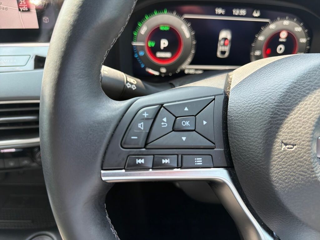 Nissan Juke Acenta Premium Grey #21