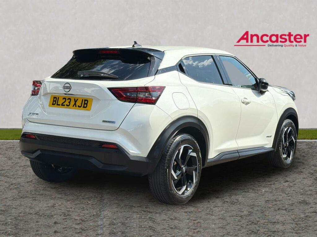 Nissan Juke 1.6 Hybrid N-connecta White #3