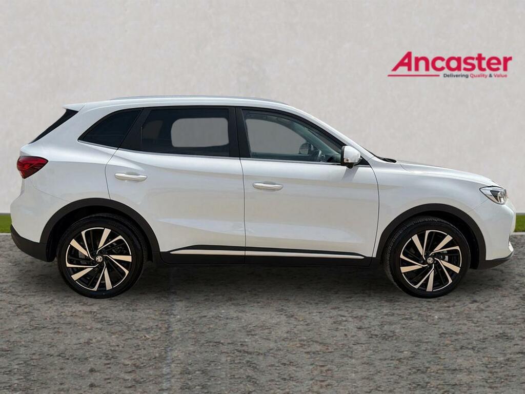 MG ZS 1.5 Hybrid Trophy LC25XND White #2