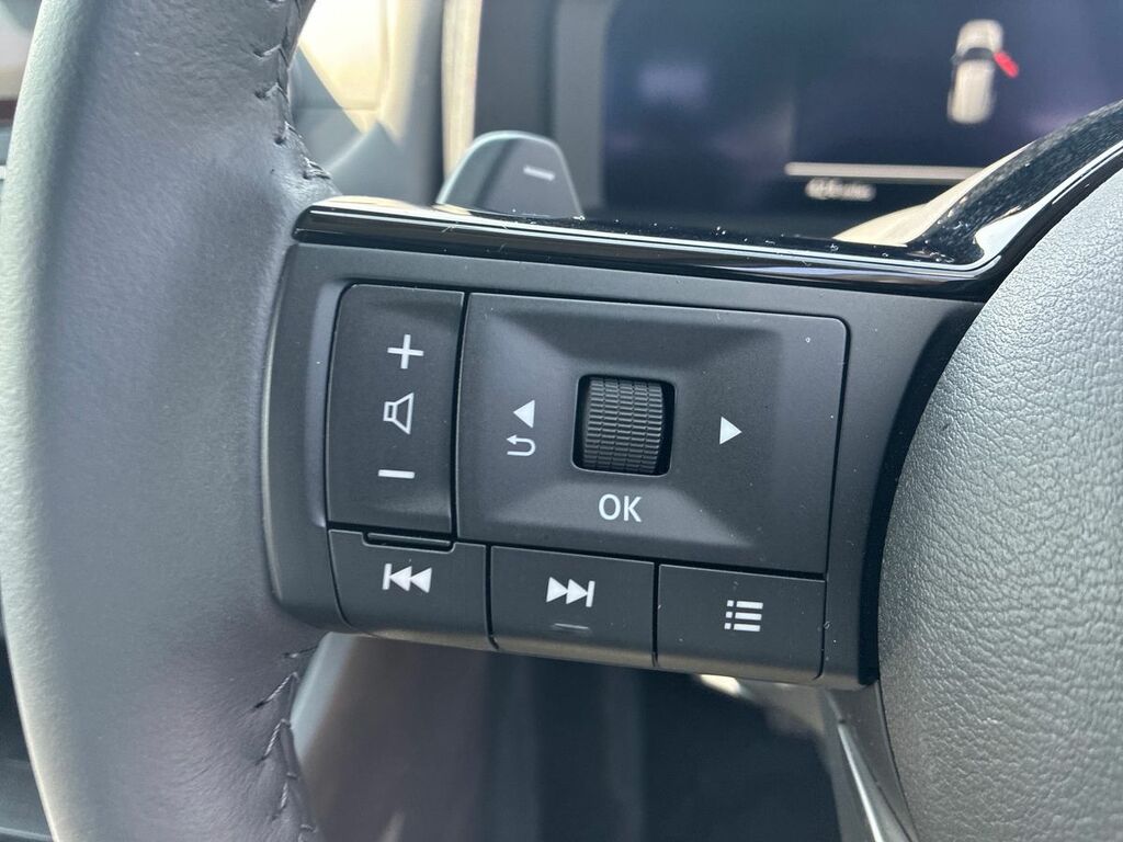 Nissan X-Trail Tekna Silver #21