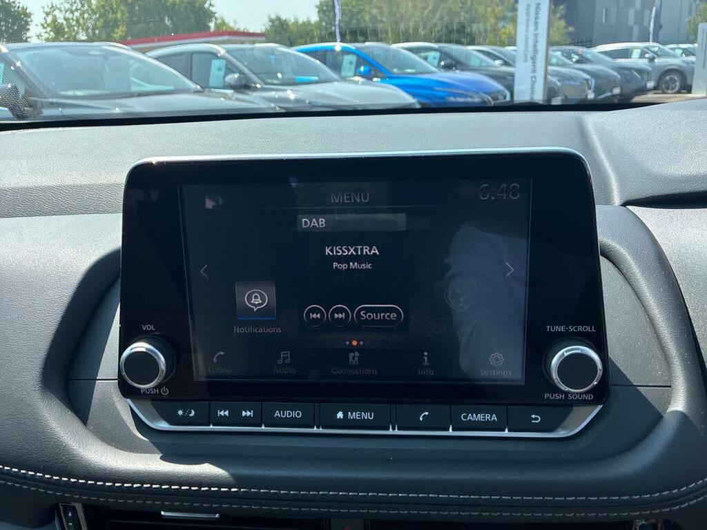 Nissan X-Trail Tekna Silver #17