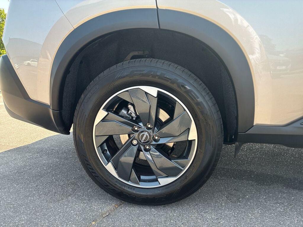 Nissan X-Trail Tekna Silver #9