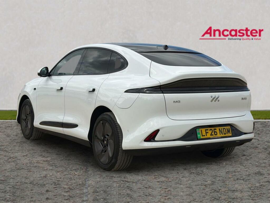 MG IM6 300Kw Long Range 100Kwh White #5