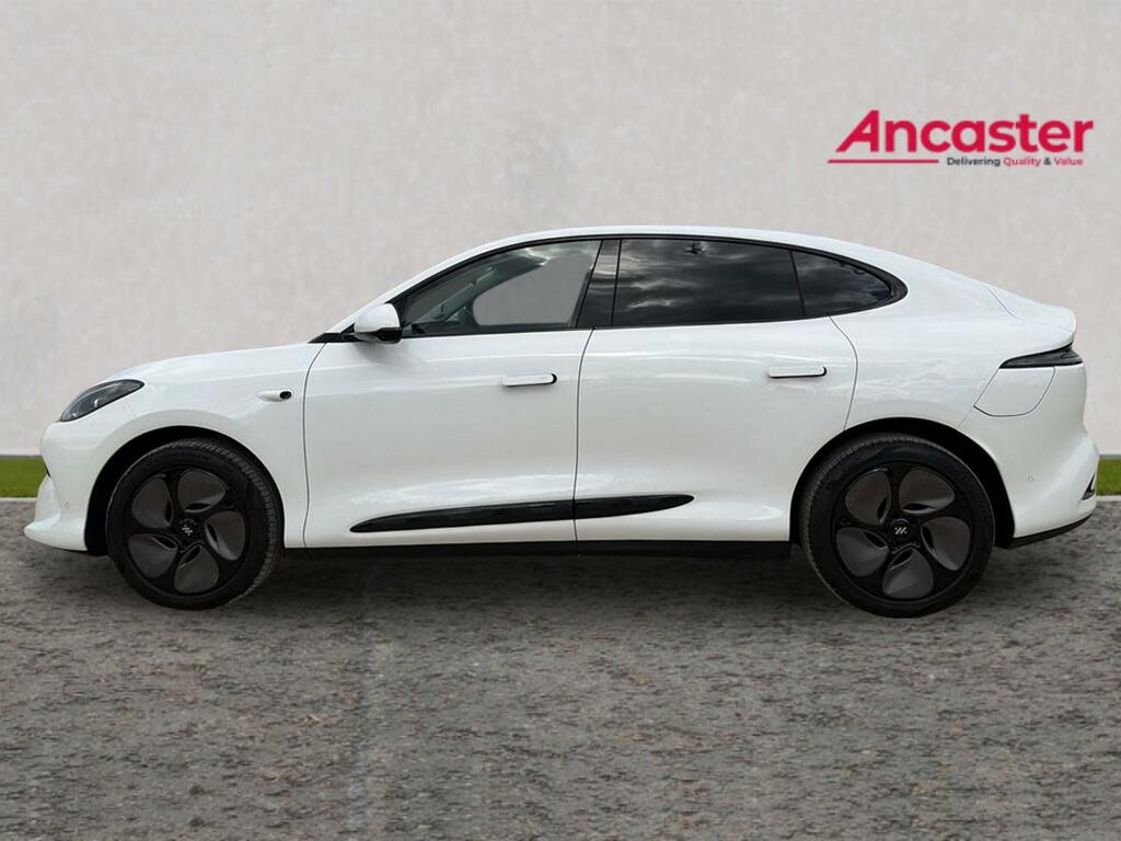 MG IM6 300Kw Long Range 100Kwh White #6