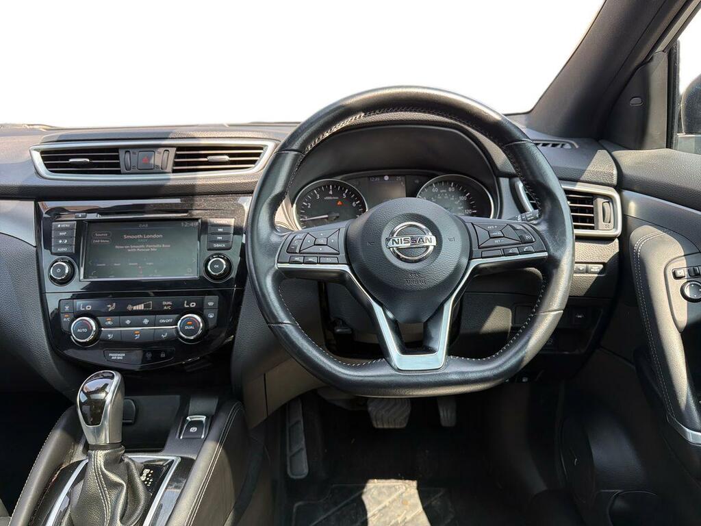 Nissan Qashqai 1.2 Dig-t Acenta Xtronic Black #11