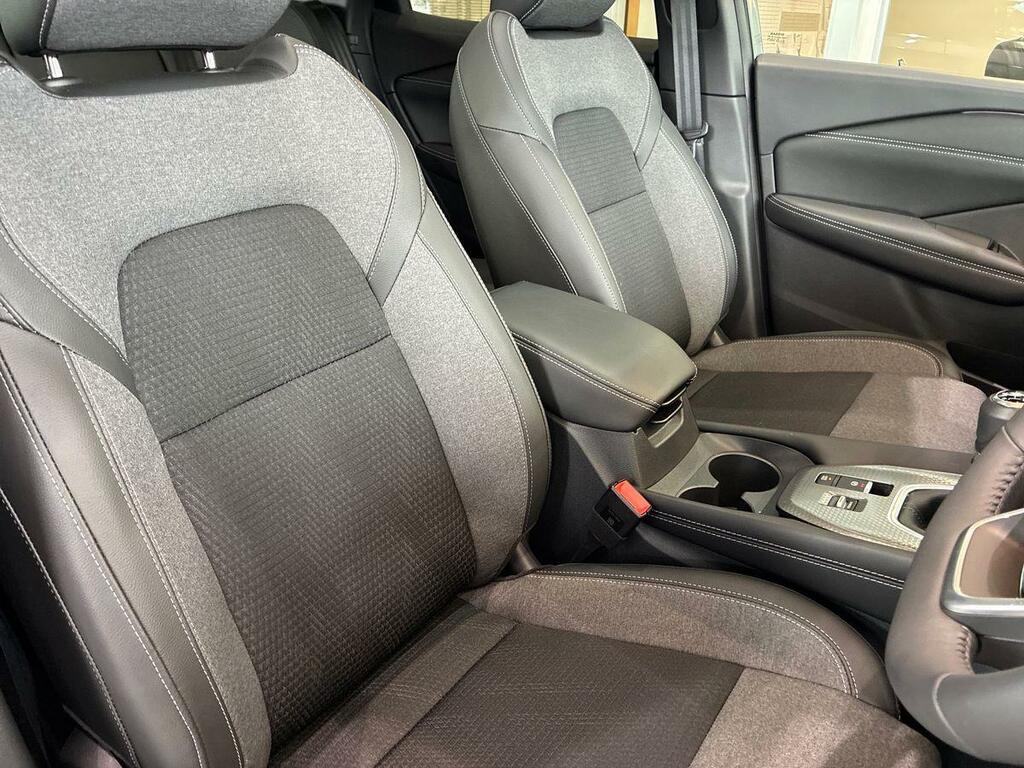 Nissan Qashqai Hatchback Black #25