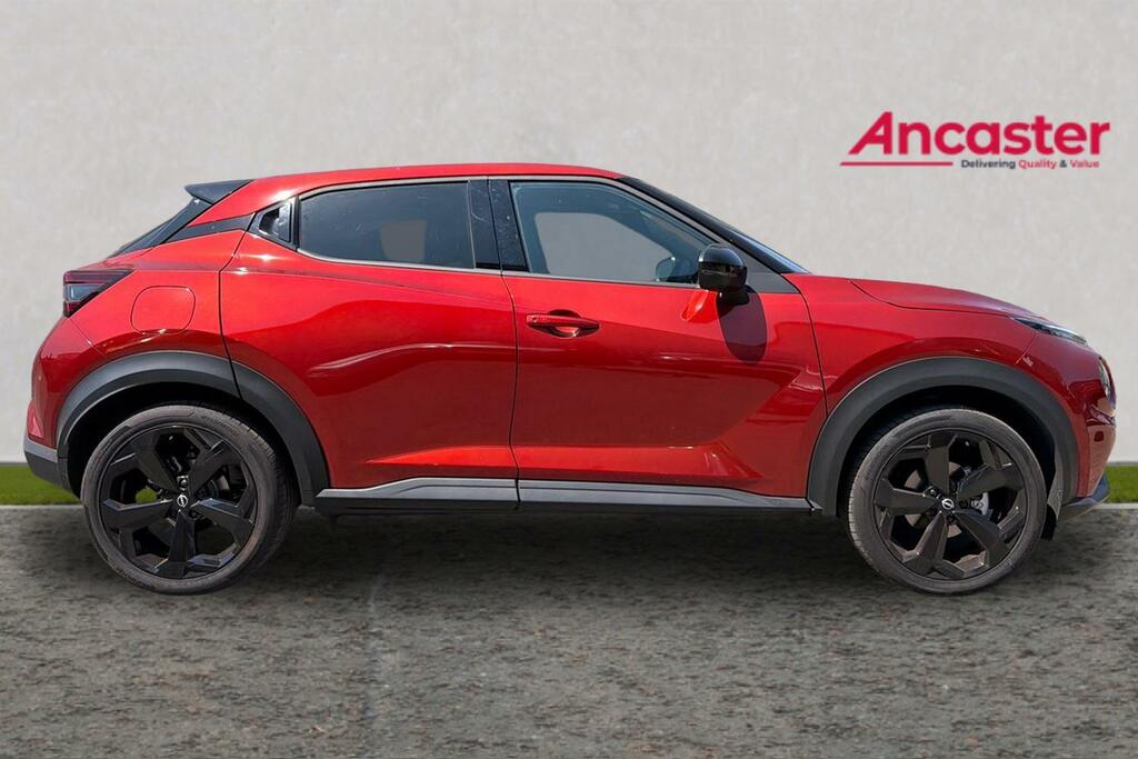 Nissan Juke 1.6 Hybrid Tekna LG26MXX Red #4