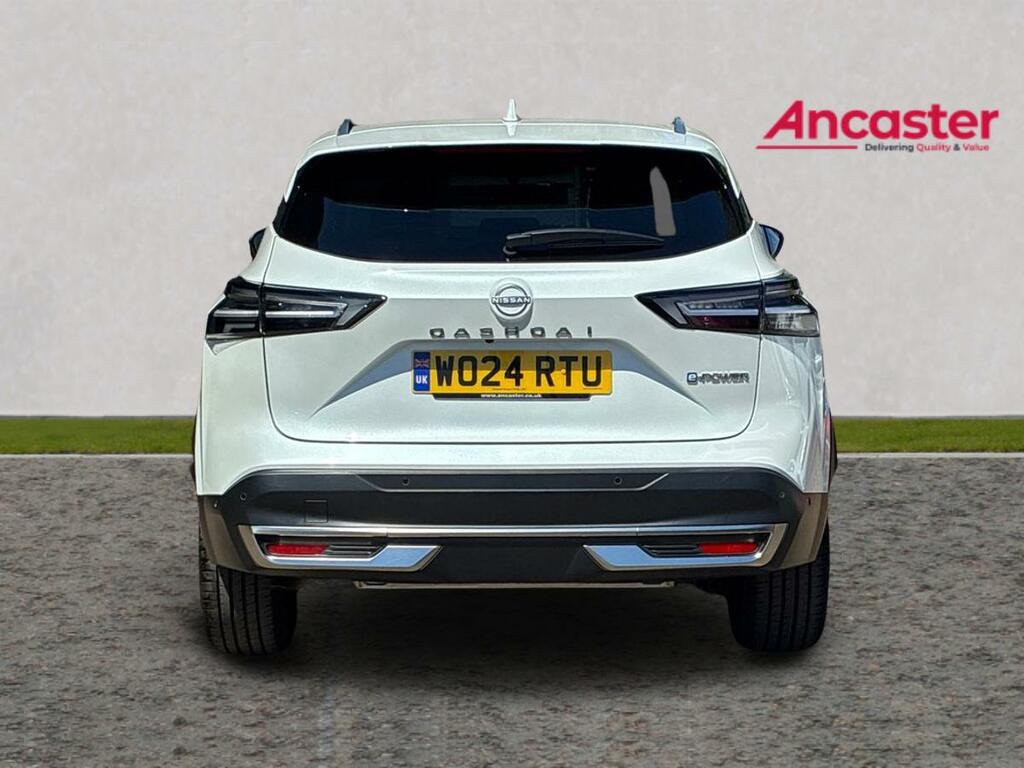 Nissan Qashqai 1.5 E-power N-connecta White #4