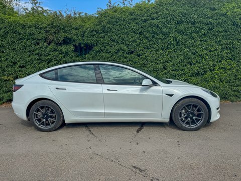 Tesla Model 3 Saloon 4dr Electric NJ73VWG White #4
