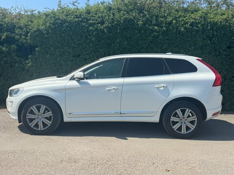 Volvo XC60 2.4 D5 Se White #6